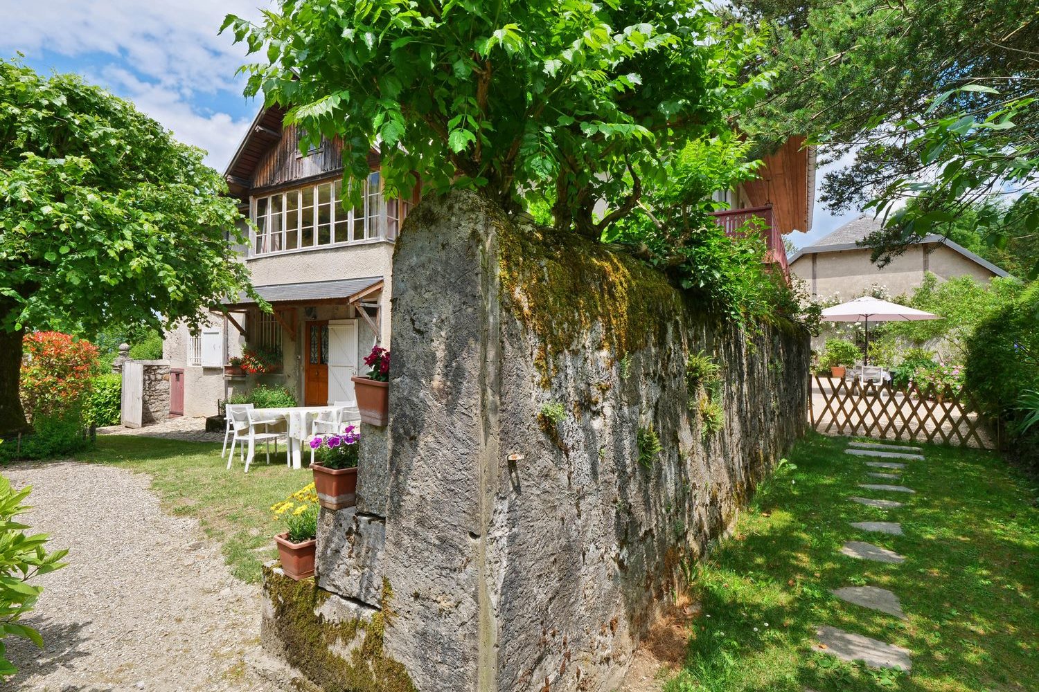 entrée du Gite Manoir historique